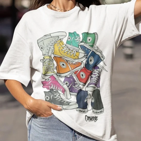 Converse T Shirt Short Sleeve - size Large - Picture 1 of 1